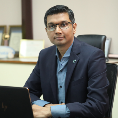 Haris Raza, Advisory Board member at Pharma.Aero, representing dnata in ground handling operations.